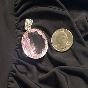 Elegant Exquisite Pink Kunzite Gemstone Pendant